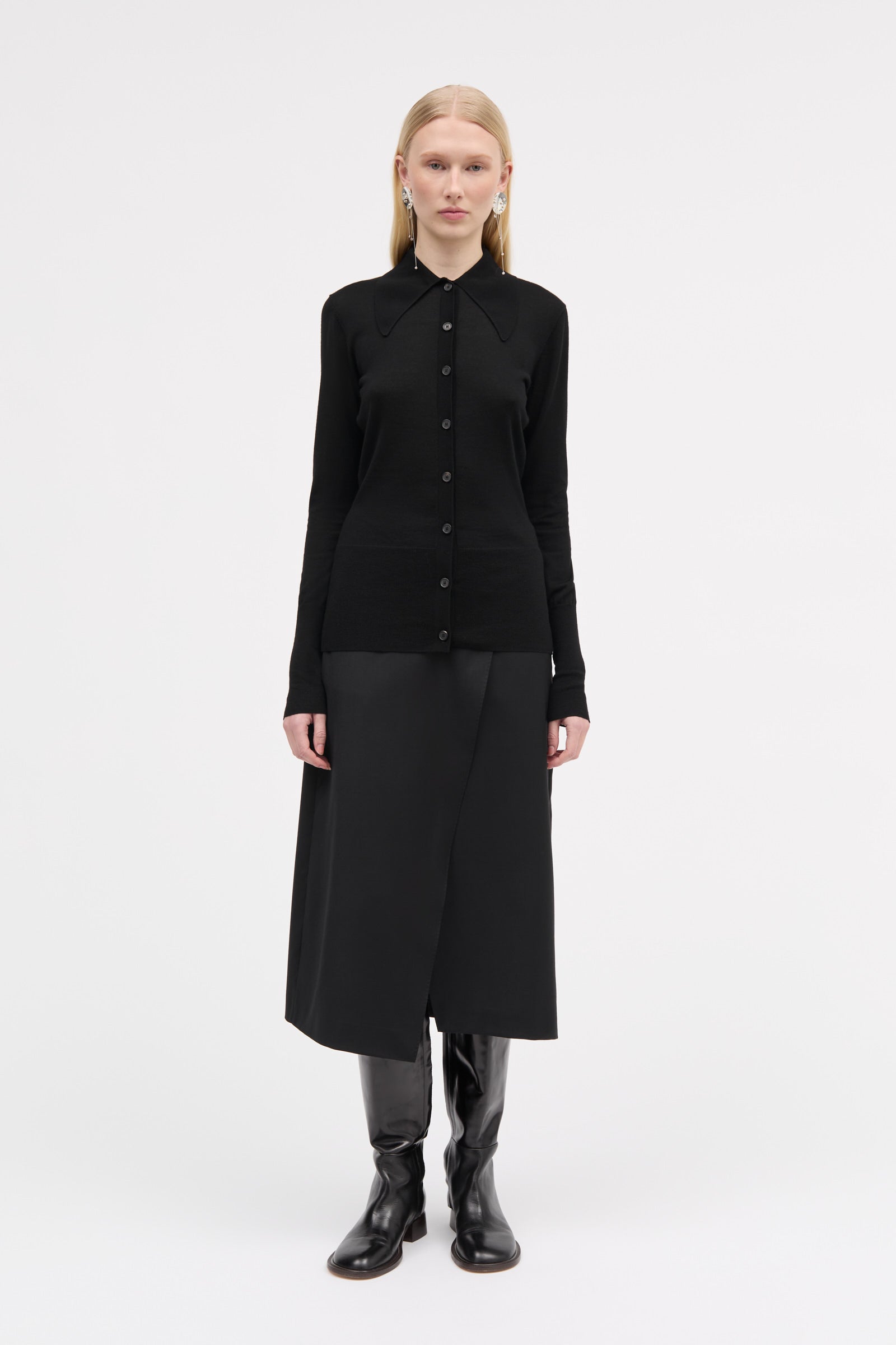 MKDT Studio Kassy Merino Sweater BLACK