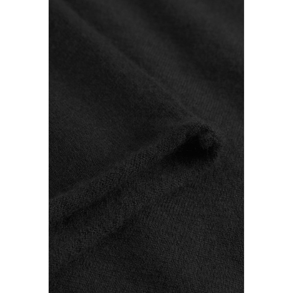 MKDT Studio Koba Knit Sweater BLACK