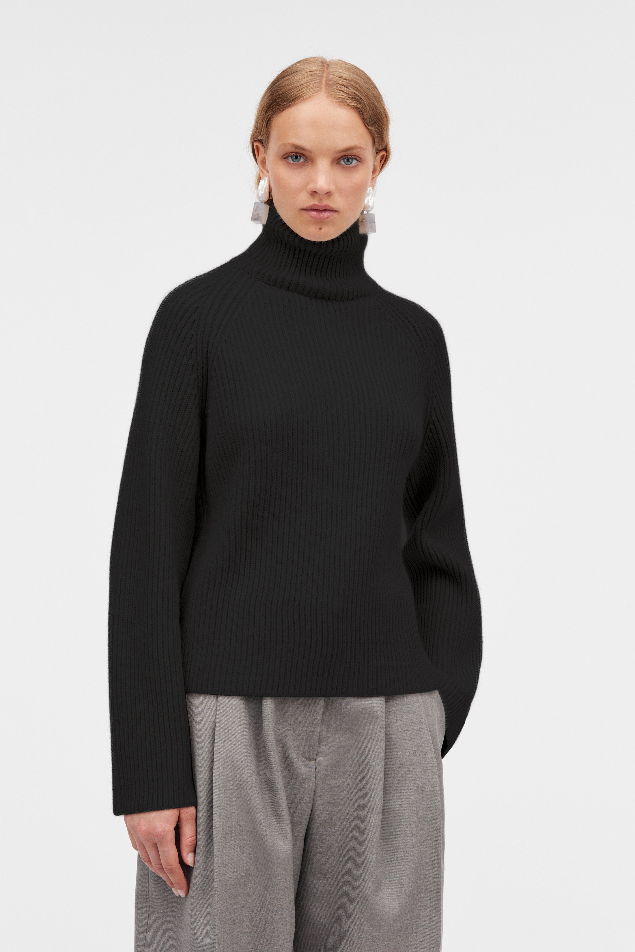 Mark Kenly Domino Tan Kornelle Chunky Merino Sweater BLACK