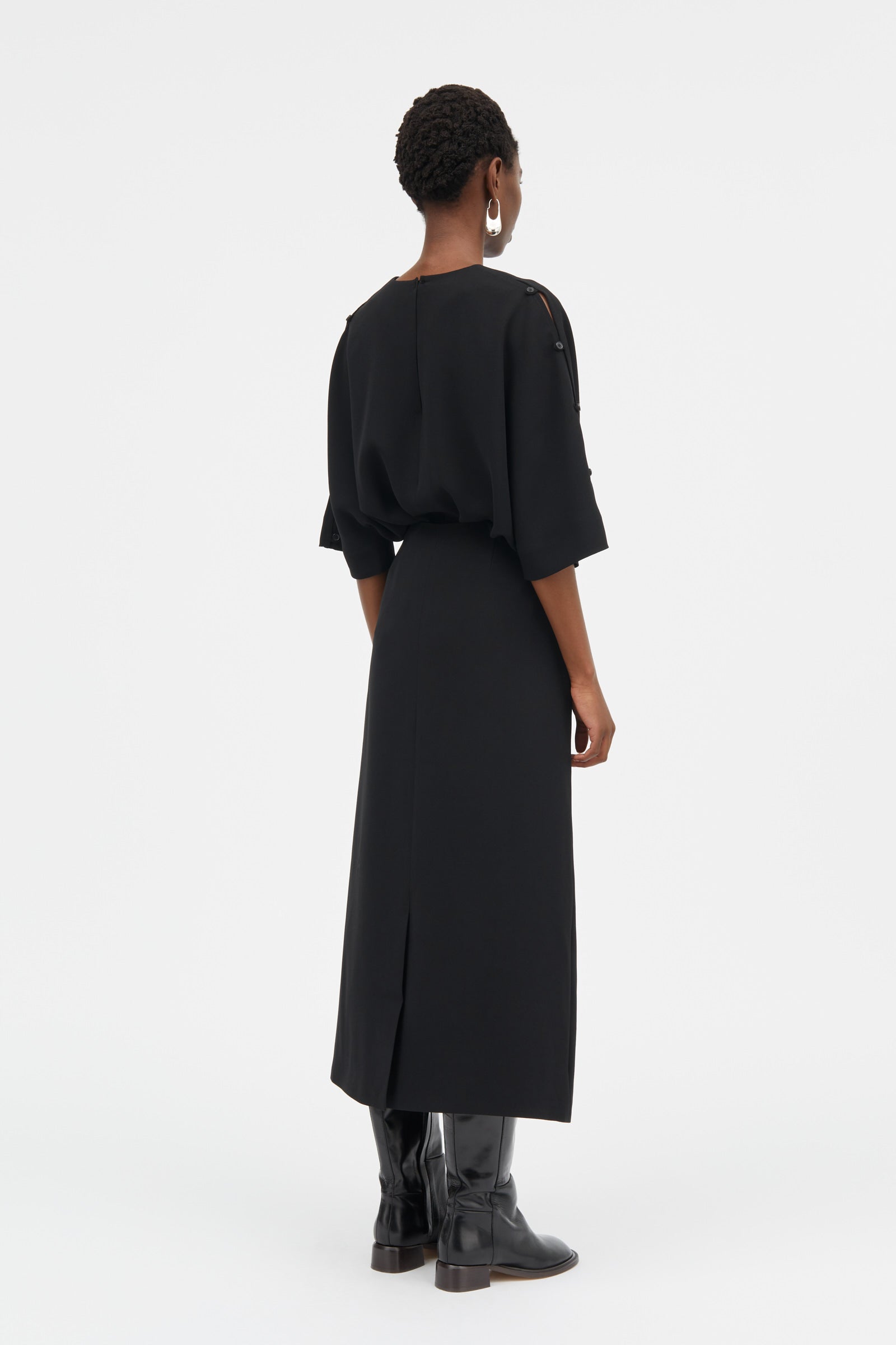 Mark Kenly Domino Tan Noma Crepe Georgette Skirts BLACK