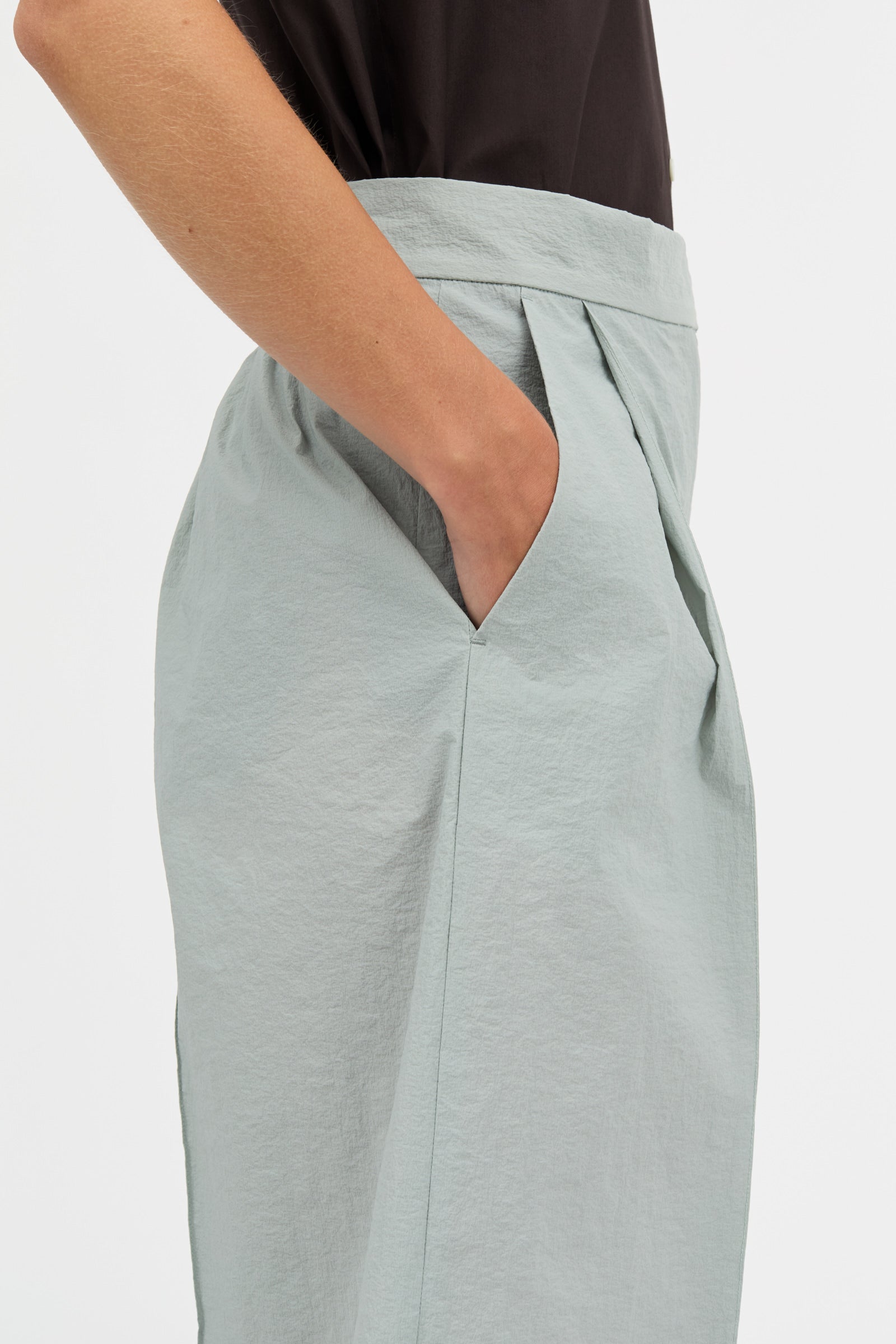 MKDT Studio PETRITA CRISP TECH Pants SAGE GREEN