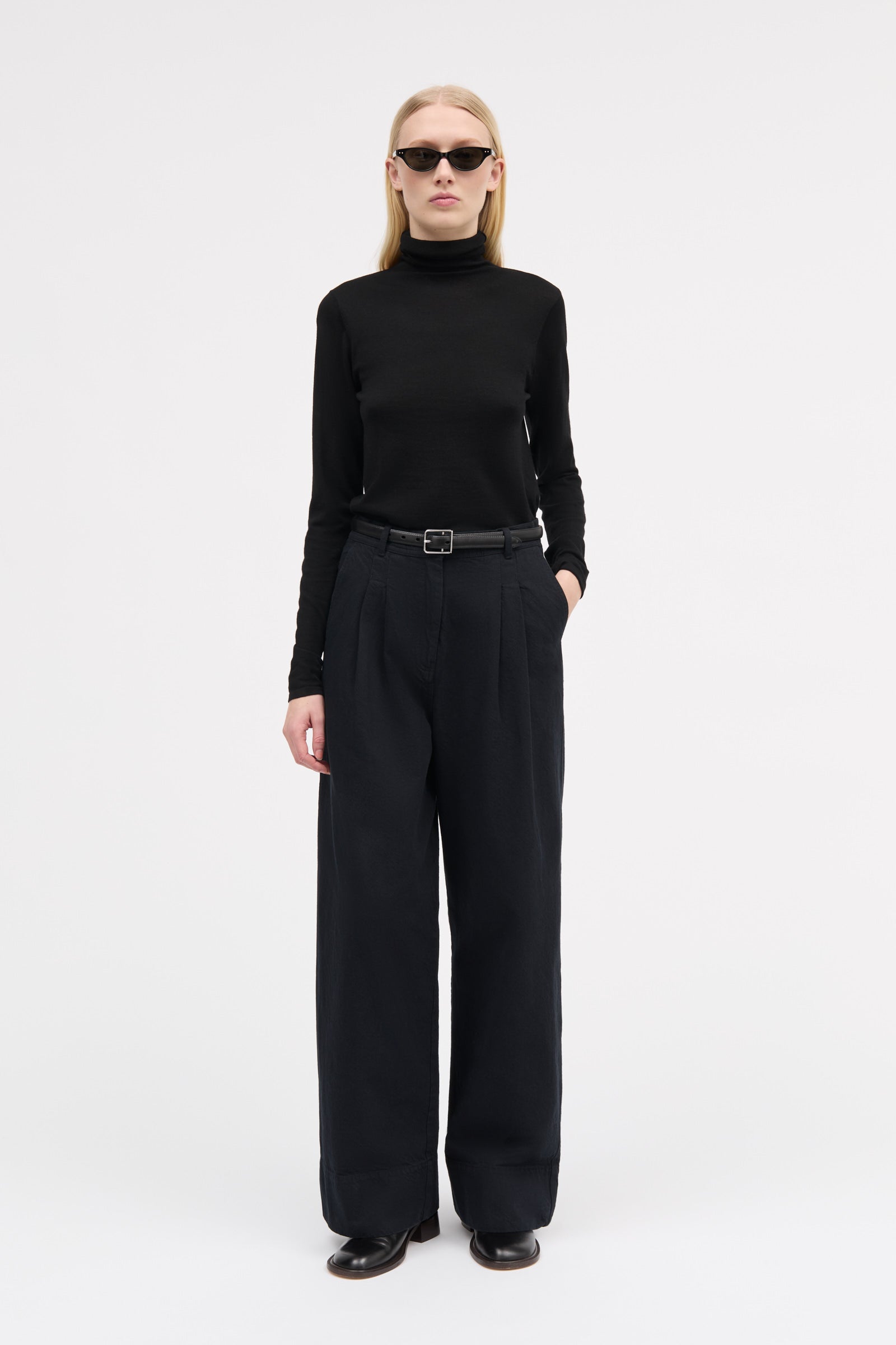 MKDT Studio Korinella Merino Sweater BLACK