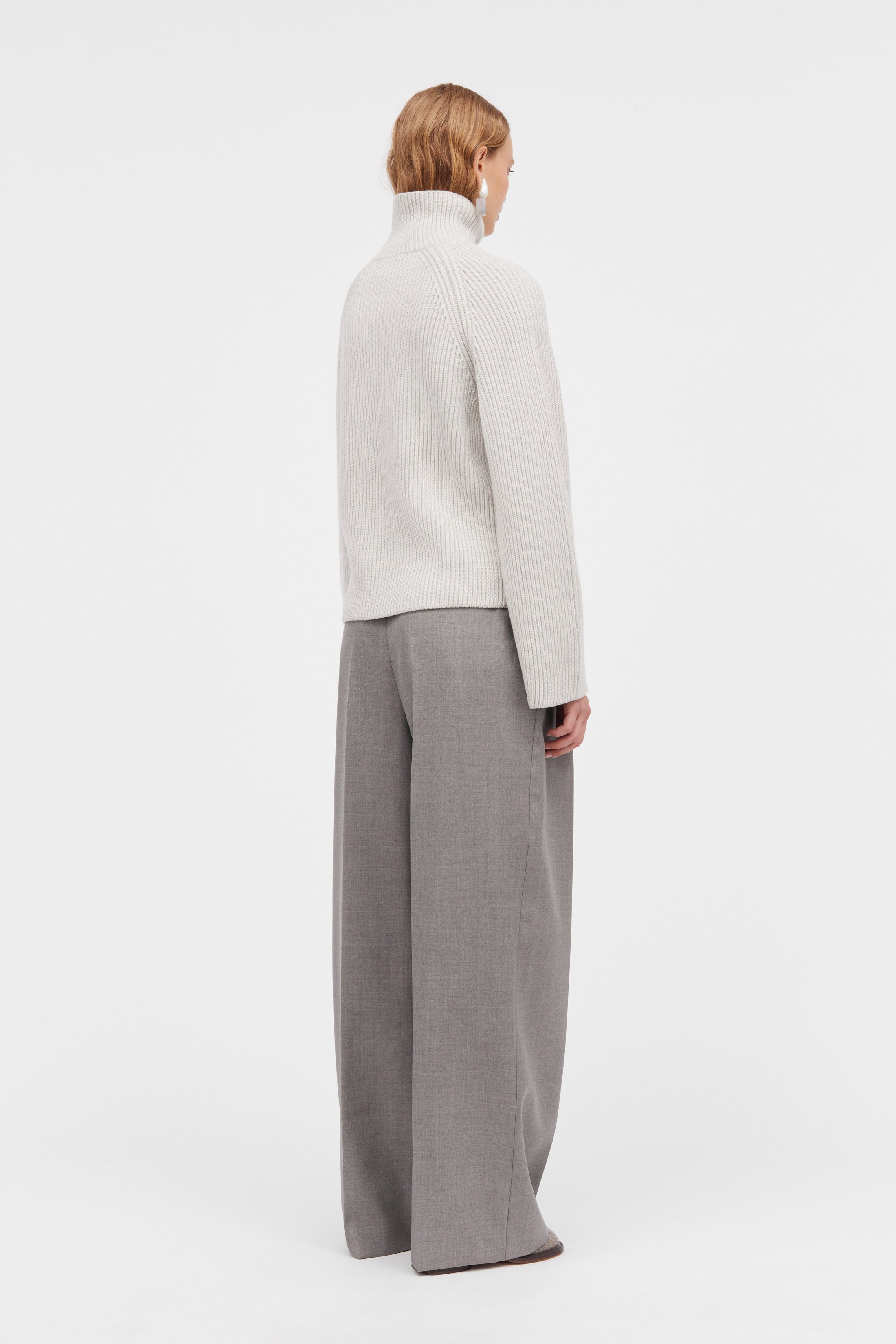 MKDT Studio Kornelle Medium Chunky Merino Sweater LIGHT GREY MELANGE