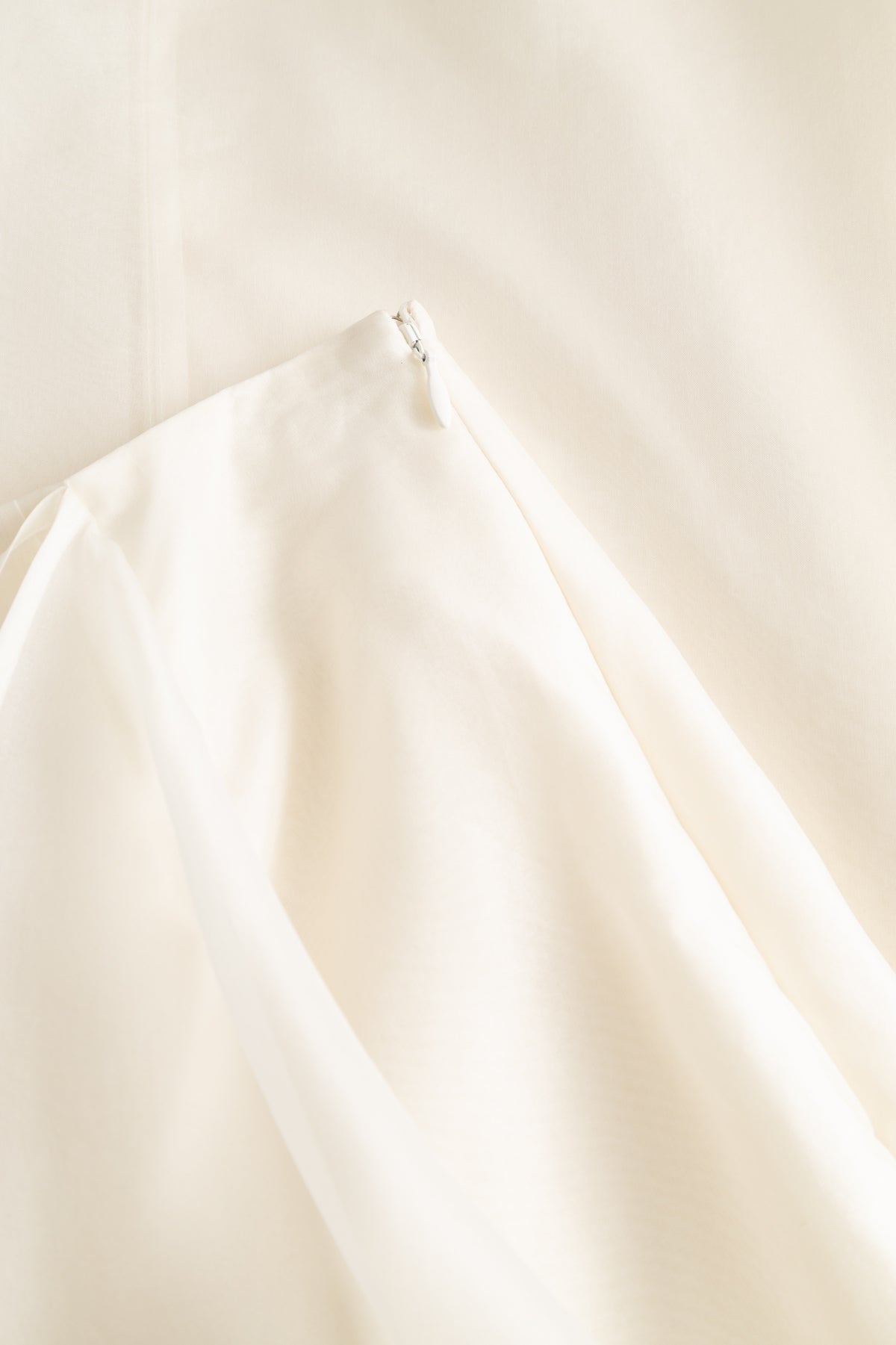 MKDT Studio NIRI SILK ORGANZA SKIRT Skirts IVORY QUARTZ