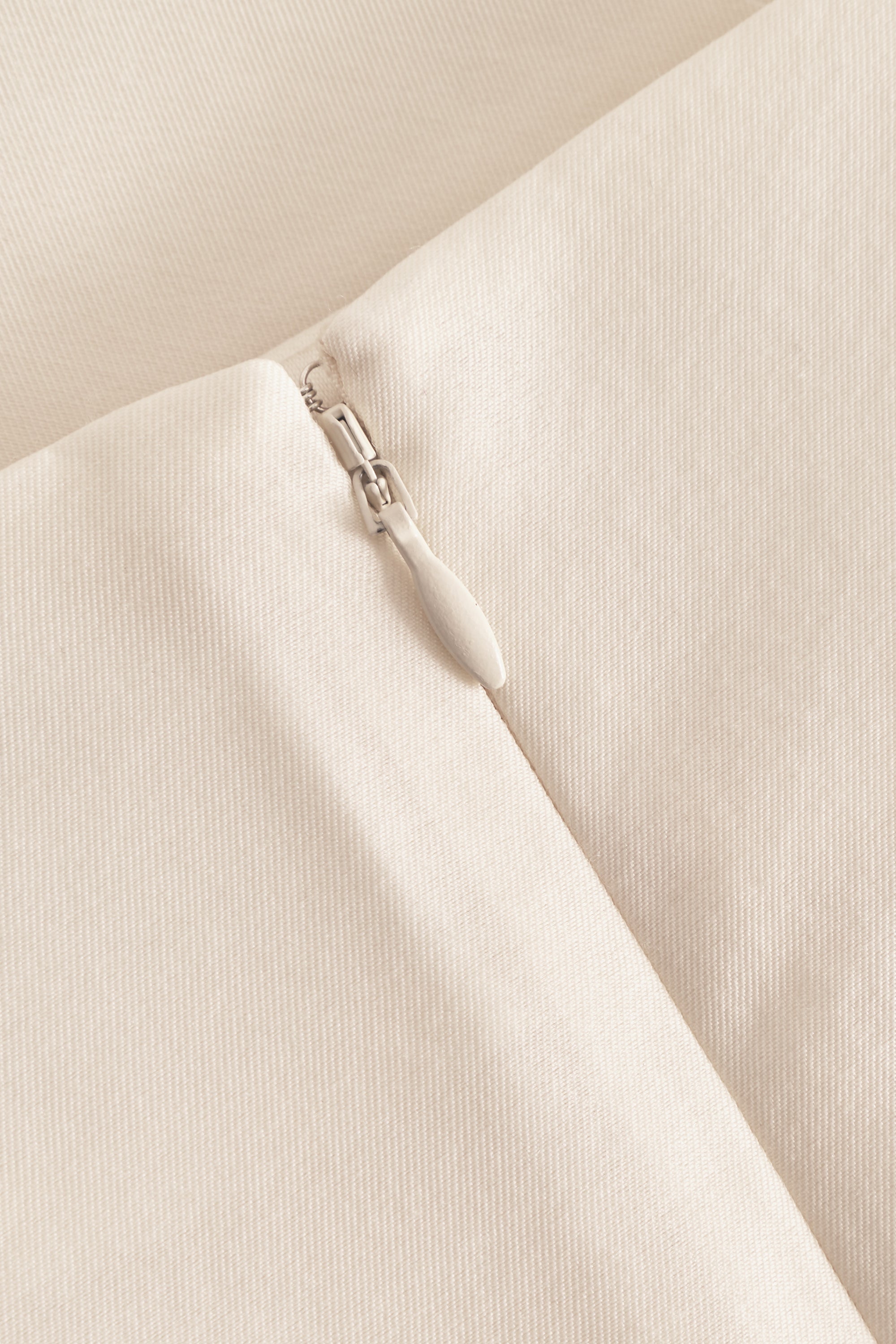 Mark Kenly Domino Tan Natalya-atelier Silk Wool Twill Skirts IVORY