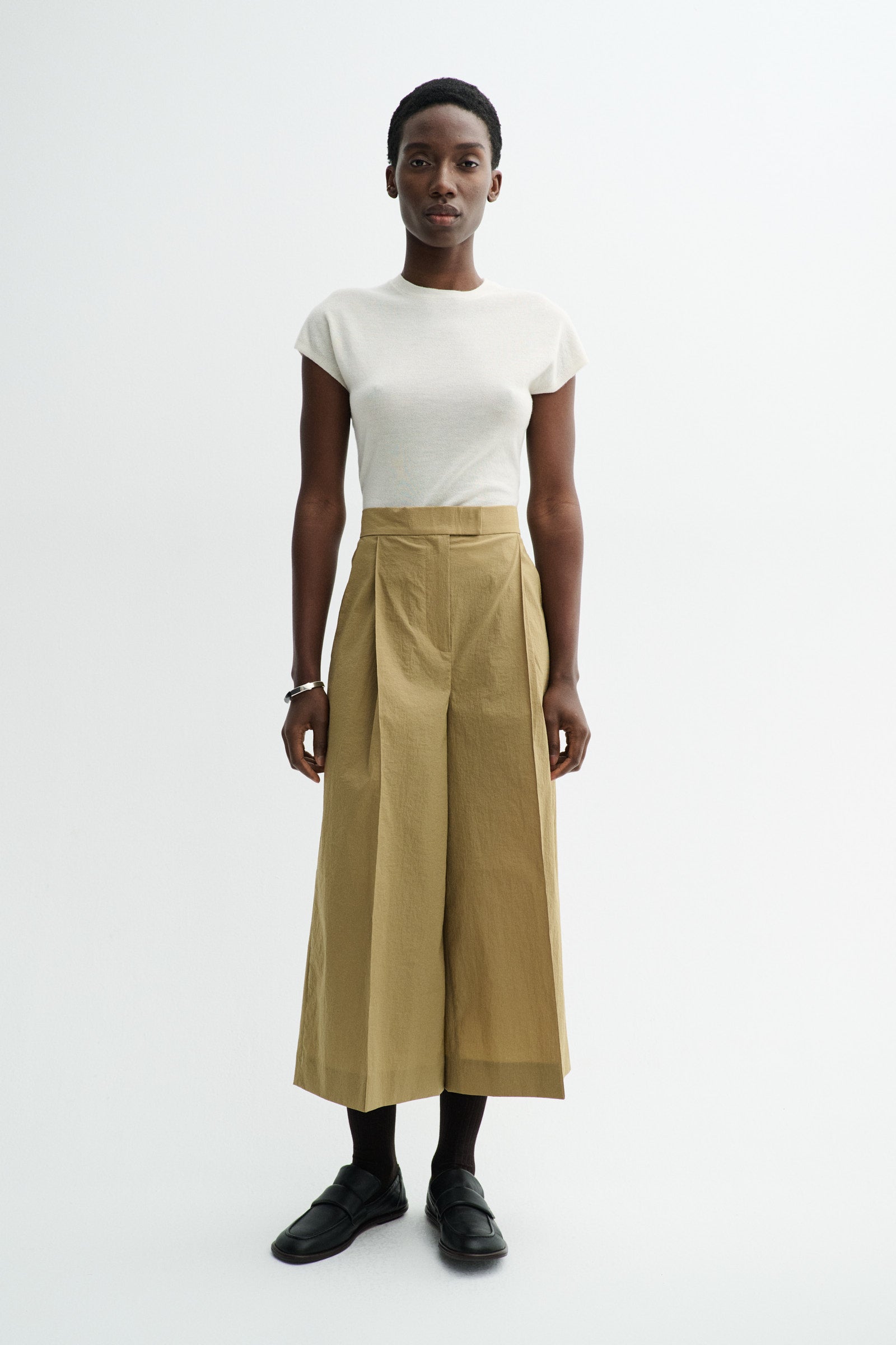 MKDT Studio PRIMA CRISP TECH Pants OCRE